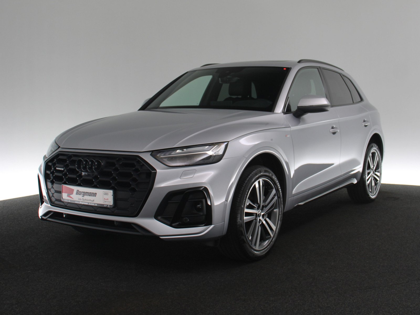 AUDI Q5 50 TDI quattro S line AUDI Q5 50 TDI quattro S line