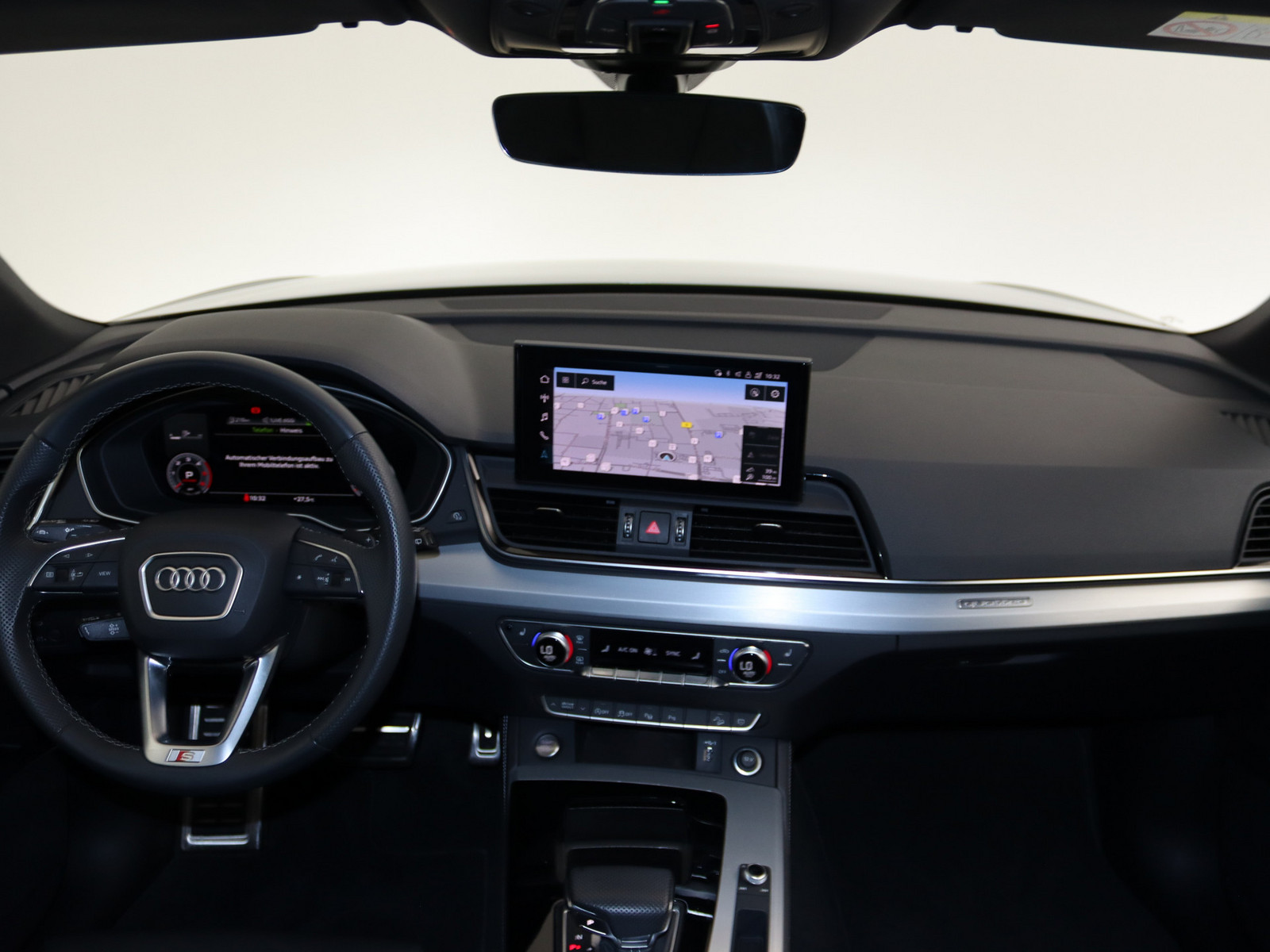 AUDI Q5 50 TDI quattro S line AUDI Q5 50 TDI quattro S line