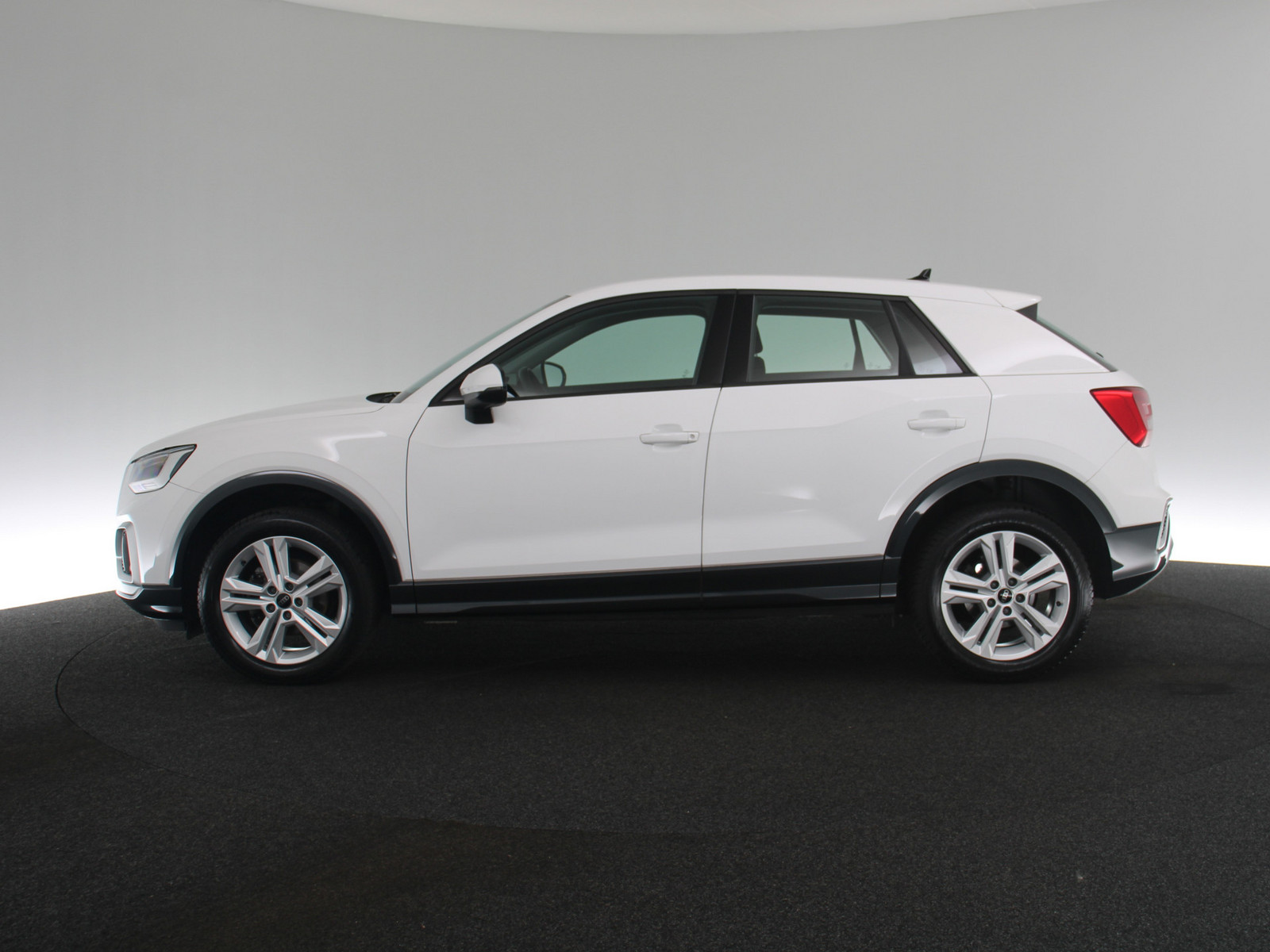 AUDI Q2 30 TFSI advanced AUDI Q2 30 TFSI advanced
