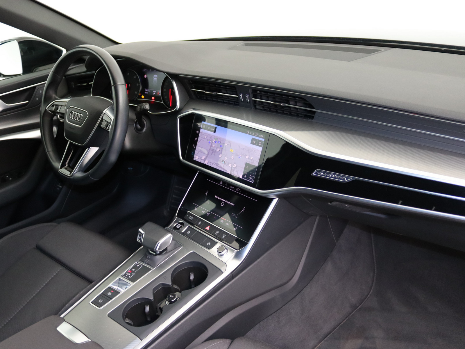 AUDI A6 Avant 40 TDI quattro S-line AUDI A6 Avant 40 TDI quattro S-line