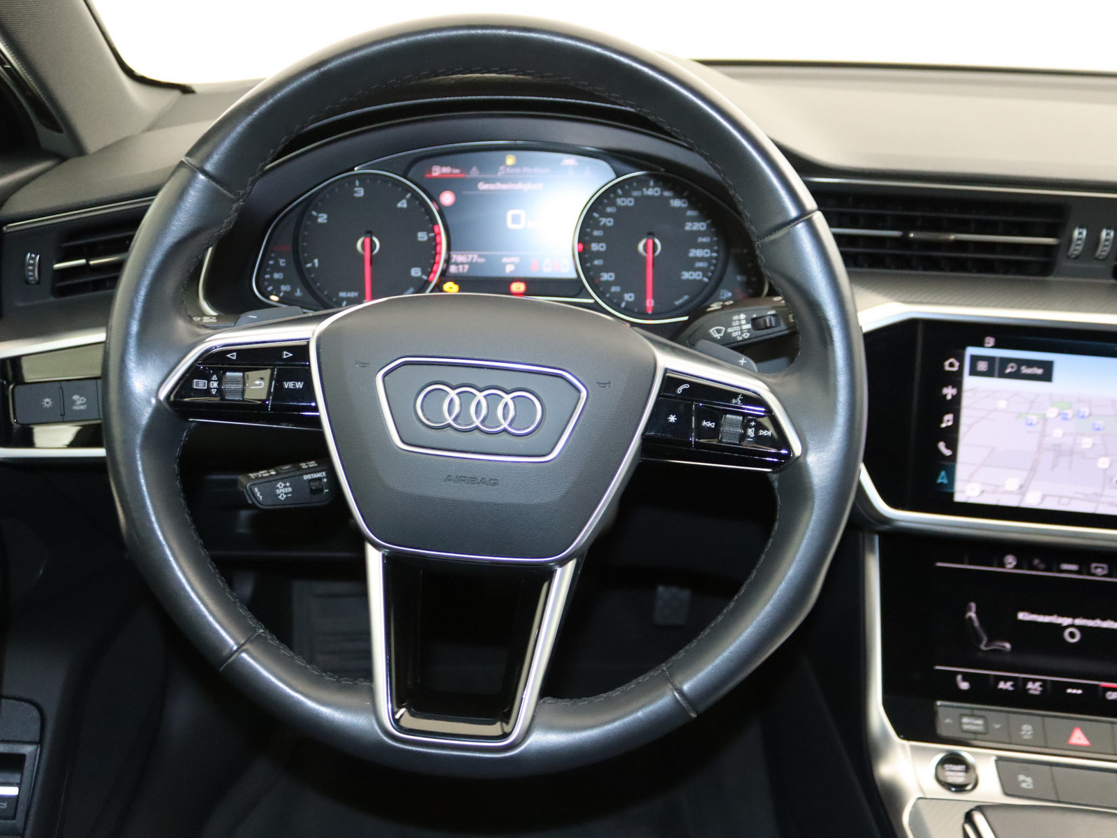 AUDI A6 Avant 40 TDI quattro S-line AUDI A6 Avant 40 TDI quattro S-line