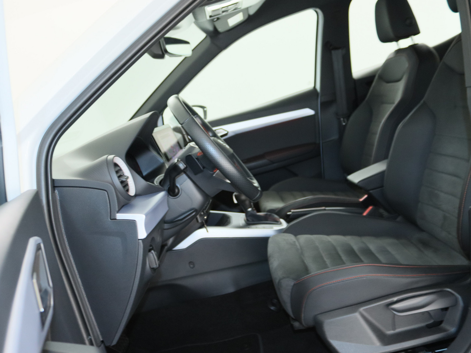 SEAT Arona 1.0 TSI FR SEAT Arona 1.0 TSI FR