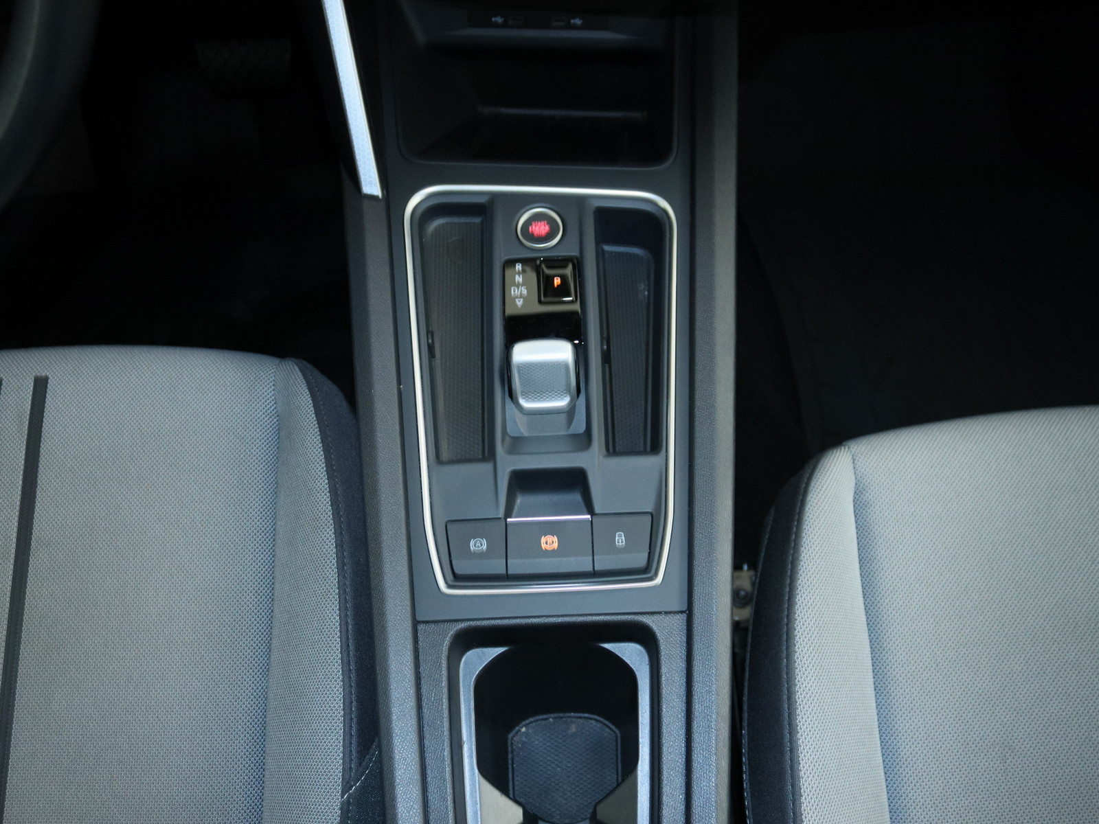 SEAT Leon Sportstourer 1.5 TSI Style SEAT Leon Sportstourer 1.5 TSI Style