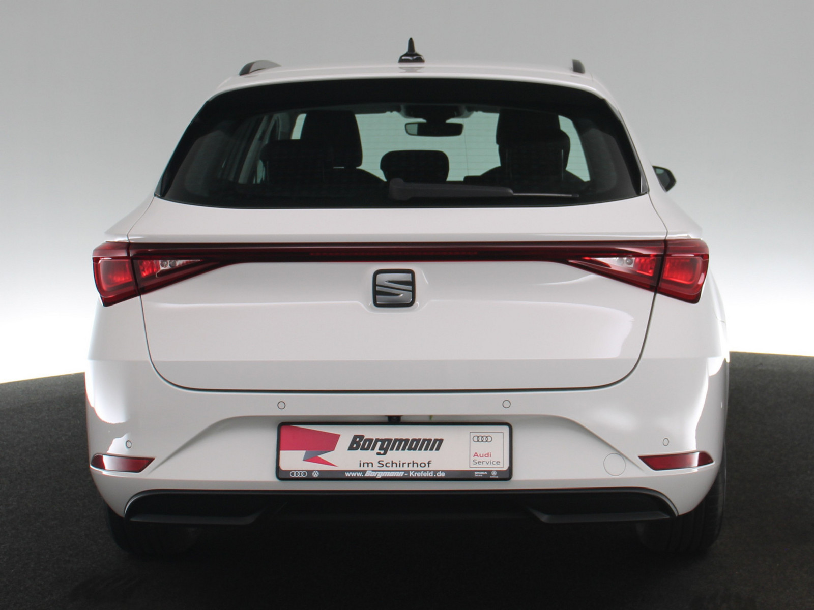 SEAT Leon Sportstourer 1.5 TSI Style SEAT Leon Sportstourer 1.5 TSI Style