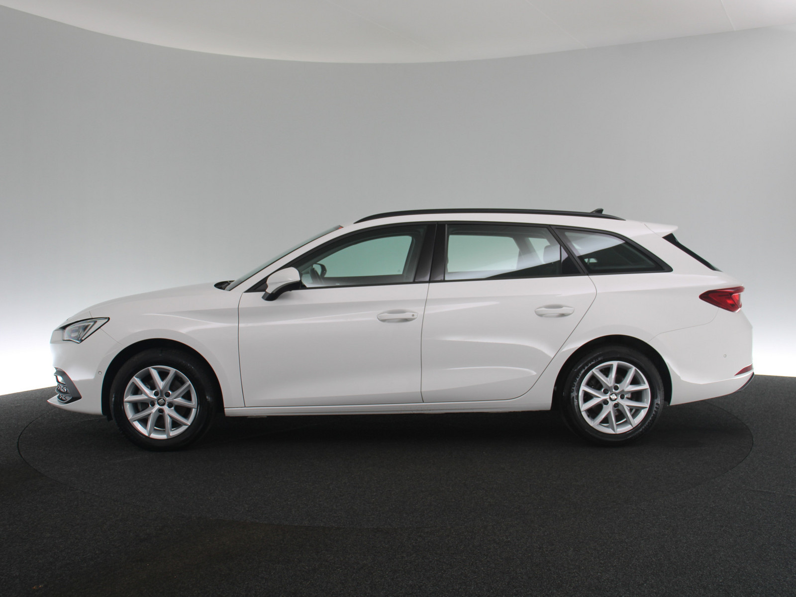 SEAT Leon Sportstourer 1.5 TSI Style SEAT Leon Sportstourer 1.5 TSI Style