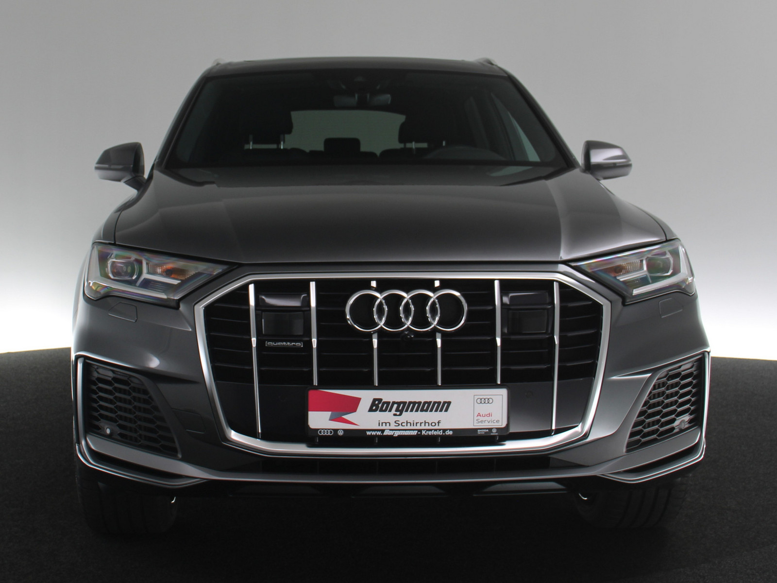 AUDI Q7 55 TFSI quattro S line AUDI Q7 55 TFSI quattro S line