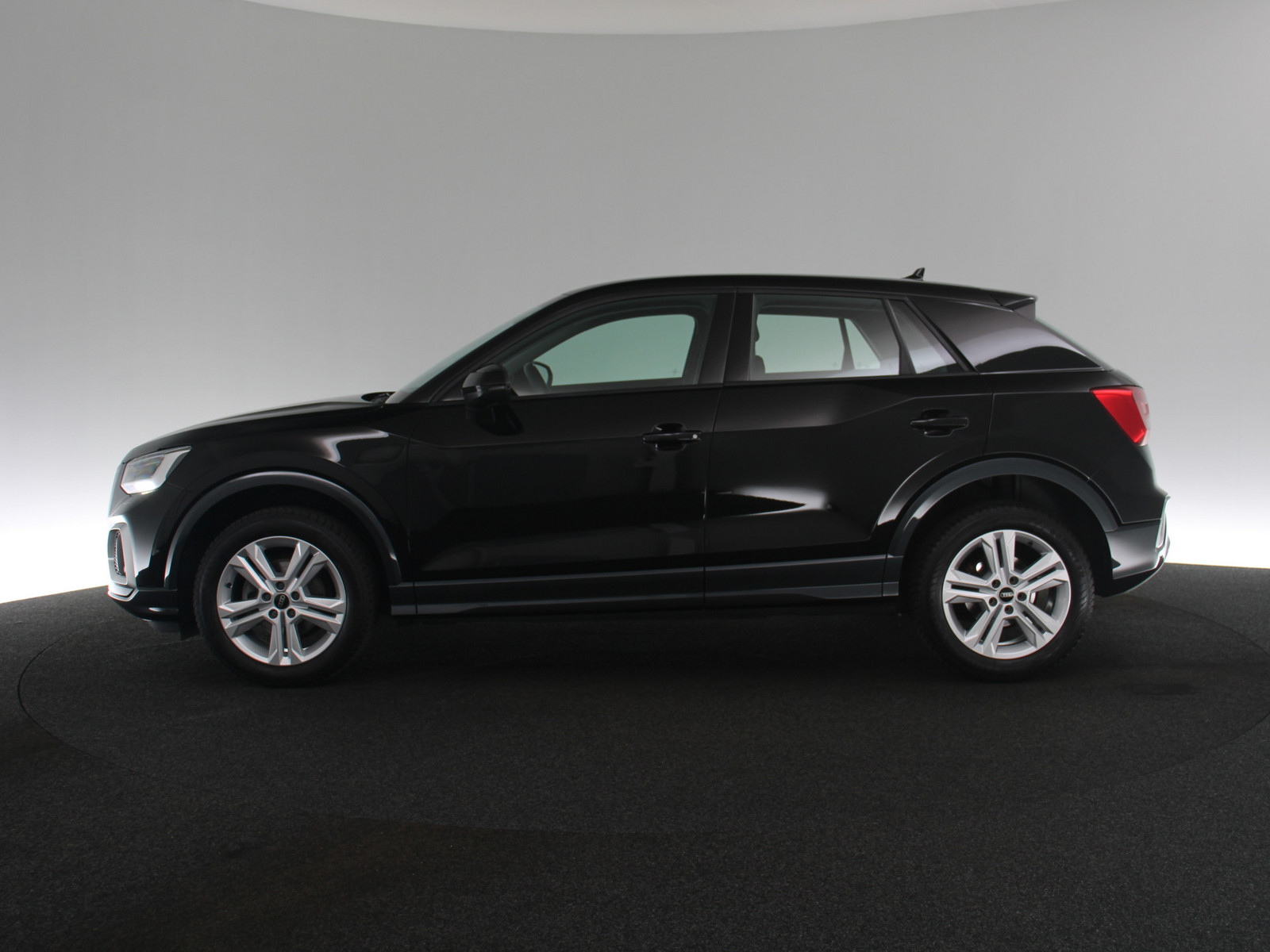 AUDI Q2 30 TFSI advanced AUDI Q2 30 TFSI advanced