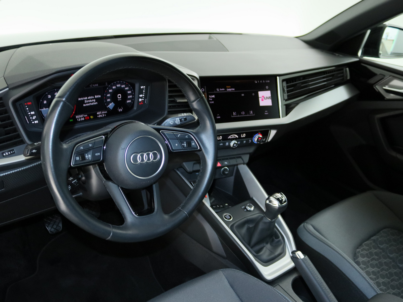 AUDI A1 Sportback 30 TFSI S line AUDI A1 Sportback 30 TFSI S line