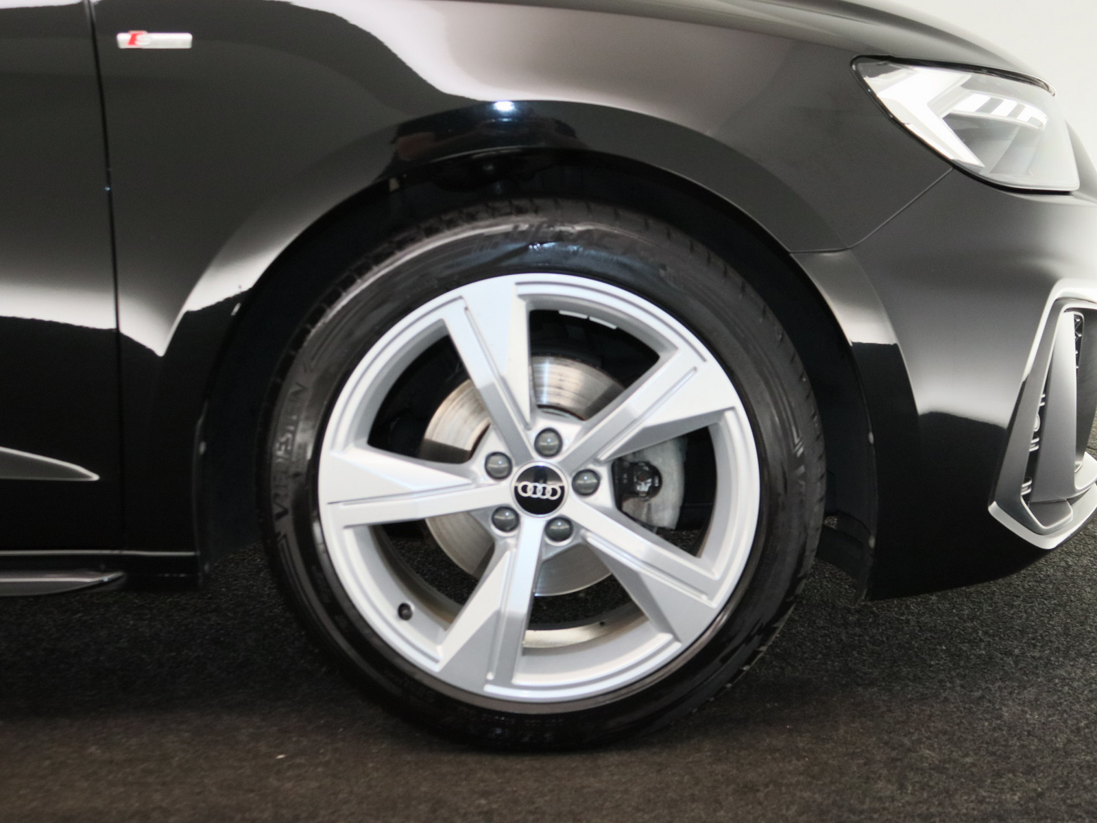 AUDI A1 Sportback 30 TFSI S line AUDI A1 Sportback 30 TFSI S line