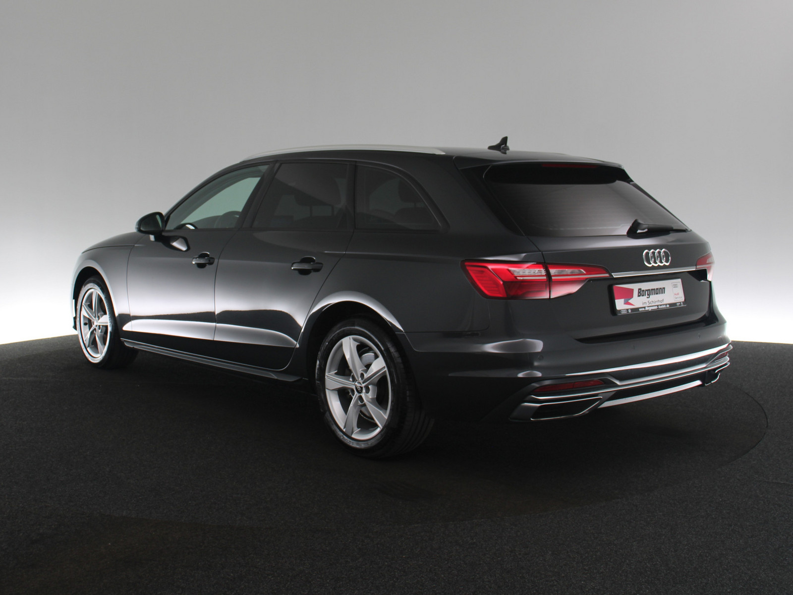 AUDI A4 Avant 35 TDI advanced AUDI A4 Avant 35 TDI advanced