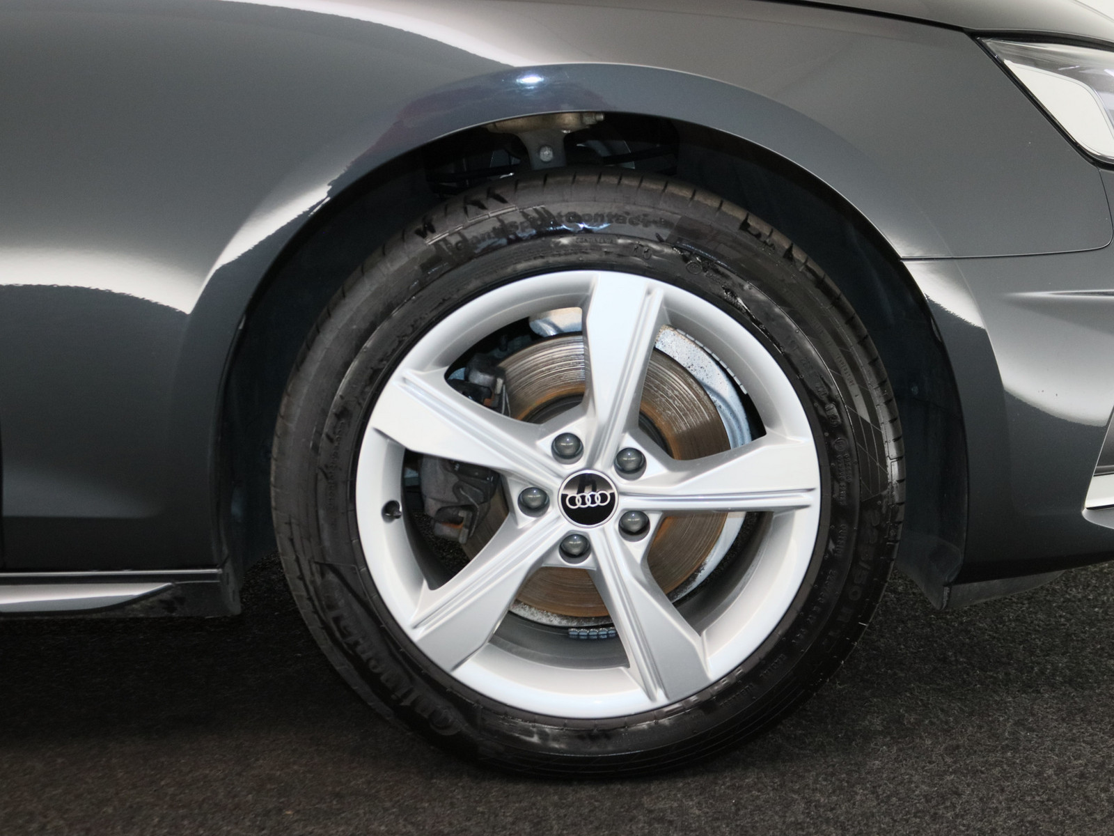 AUDI A4 Avant 35 TDI advanced AUDI A4 Avant 35 TDI advanced