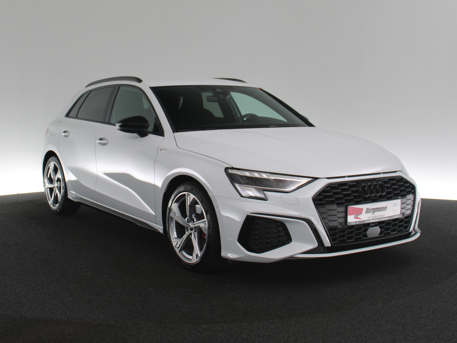 AUDI A3 Sportback 35 TFSI S line AUDI A3 Sportback 35 TFSI S line