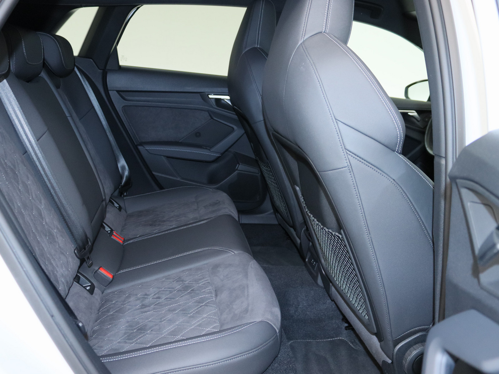 AUDI A3 Sportback 35 TFSI S line AUDI A3 Sportback 35 TFSI S line
