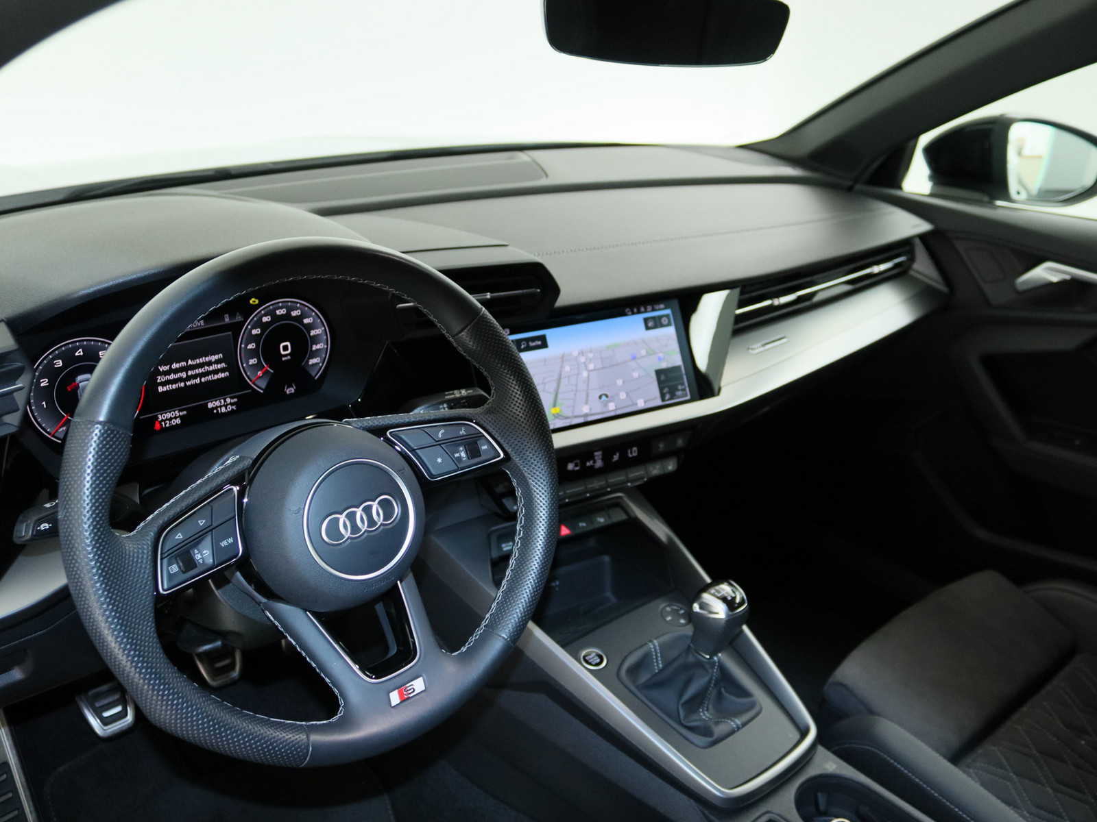 AUDI A3 Sportback 35 TFSI S line AUDI A3 Sportback 35 TFSI S line