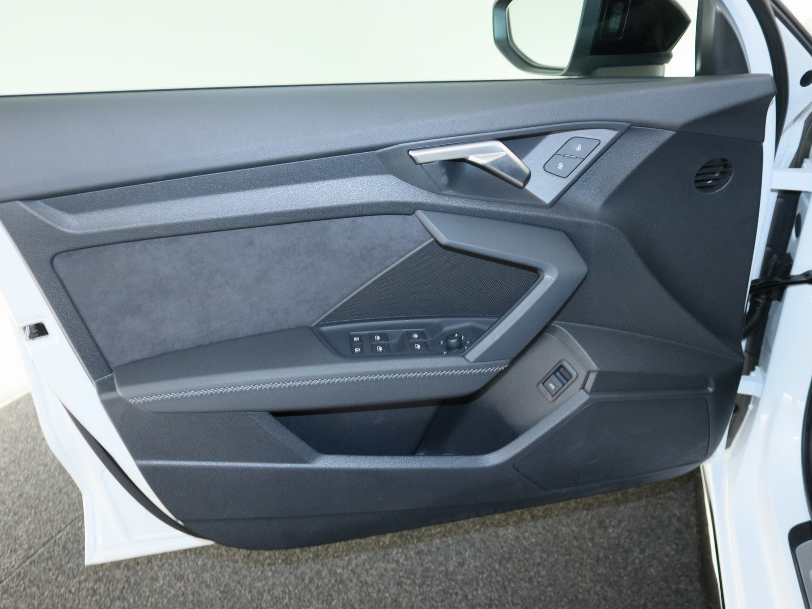 AUDI A3 Sportback 35 TFSI S line AUDI A3 Sportback 35 TFSI S line