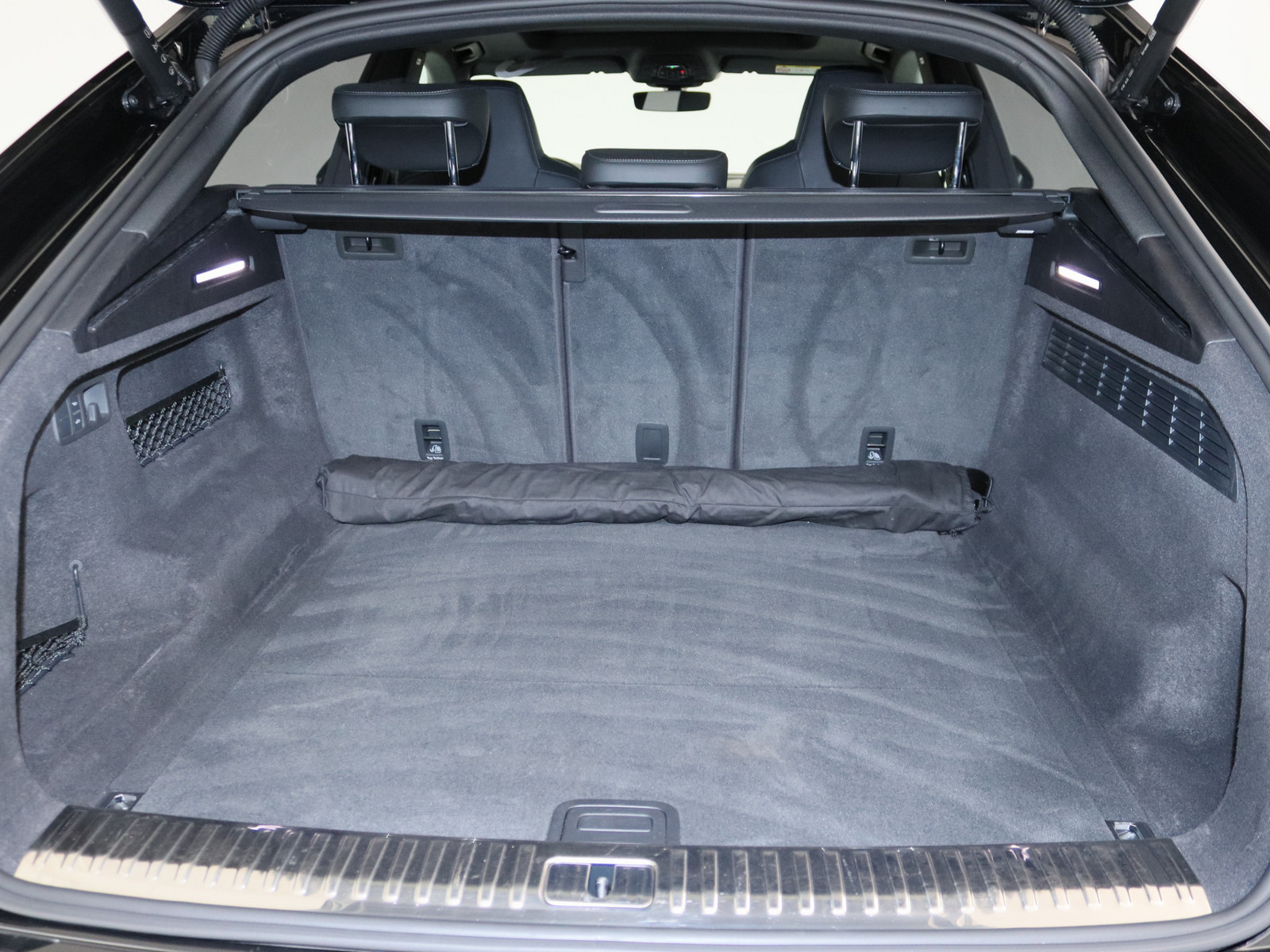 AUDI SQ8 FSI 4.0 TFSI quattro AUDI SQ8 FSI 4.0 TFSI quattro