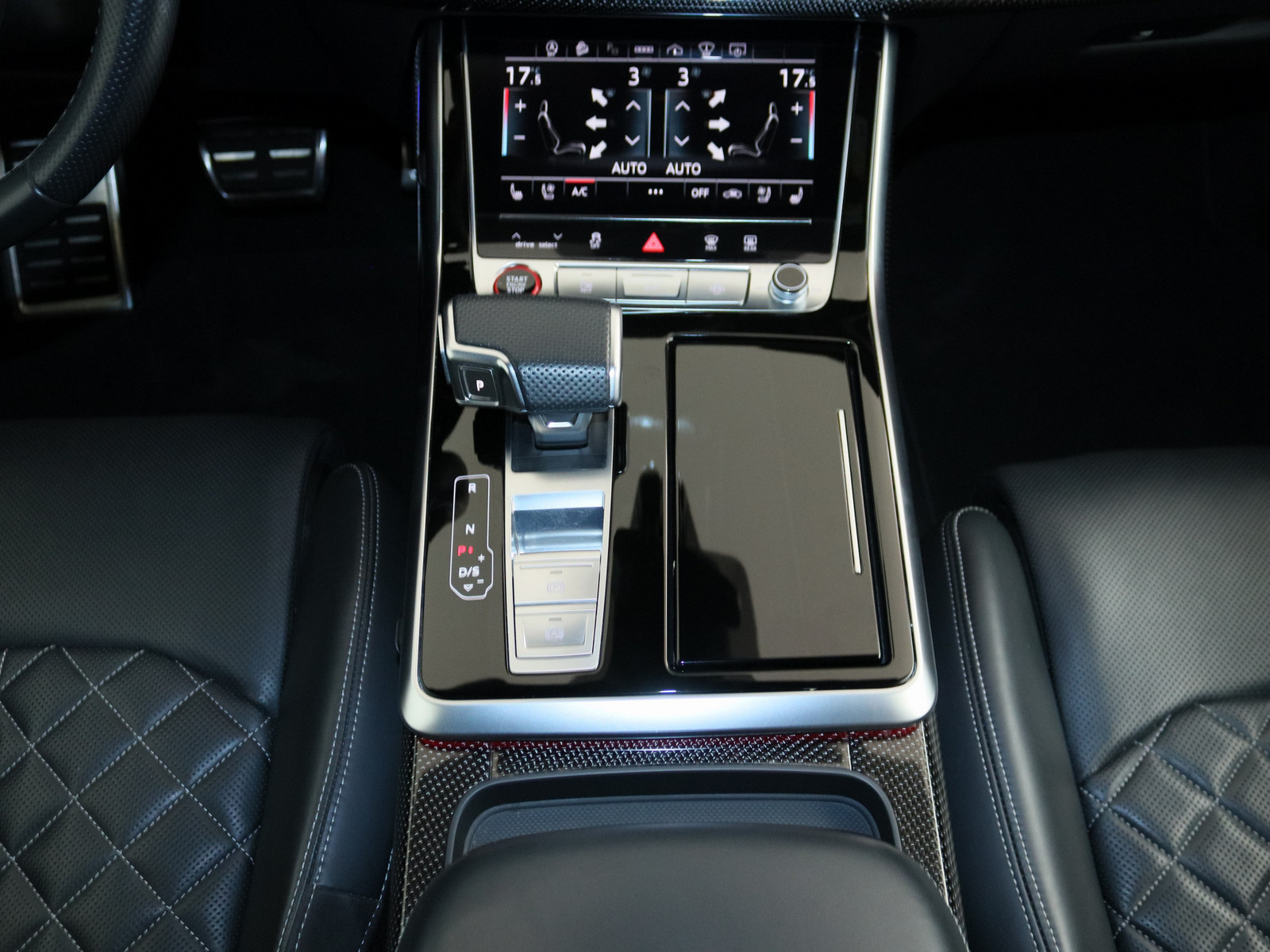 AUDI SQ8 FSI 4.0 TFSI quattro AUDI SQ8 FSI 4.0 TFSI quattro