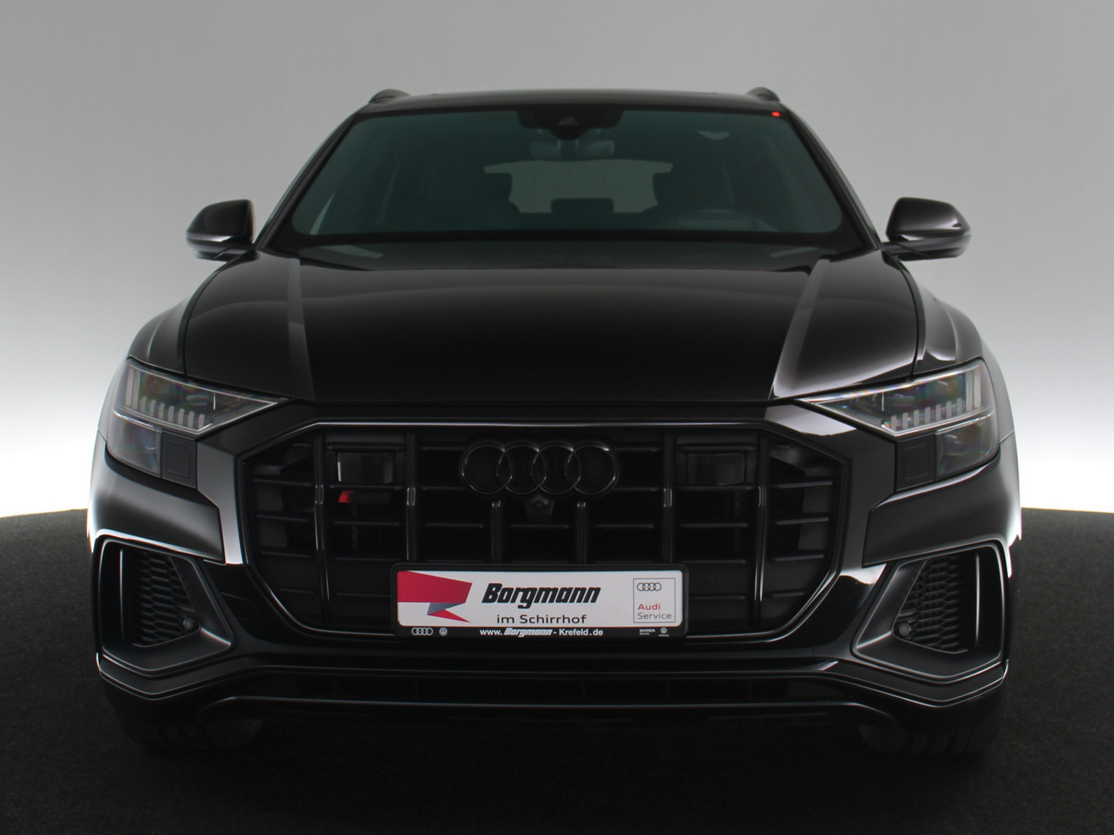 AUDI SQ8 FSI 4.0 TFSI quattro AUDI SQ8 FSI 4.0 TFSI quattro