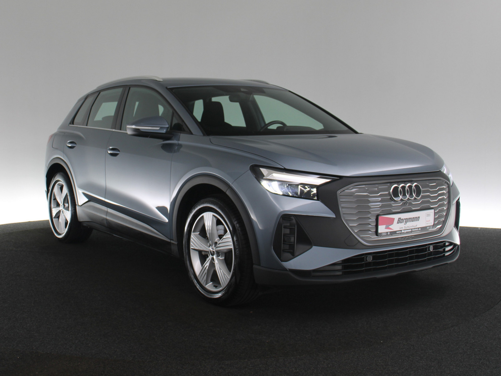 AUDI Q4 e-tron 35 AUDI Q4 e-tron 35