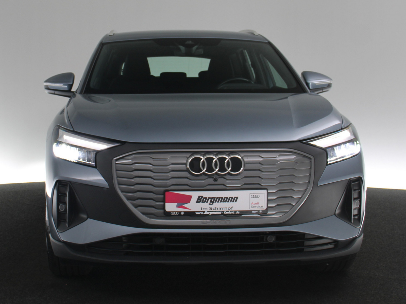 AUDI Q4 e-tron 35 AUDI Q4 e-tron 35