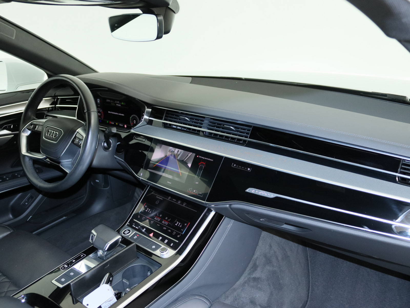 AUDI A8 55 TFSI quattro AUDI A8 55 TFSI quattro