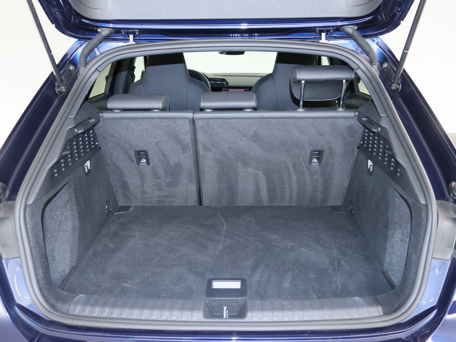 AUDI A3 Sportback 30 TDI AUDI A3 Sportback 30 TDI
