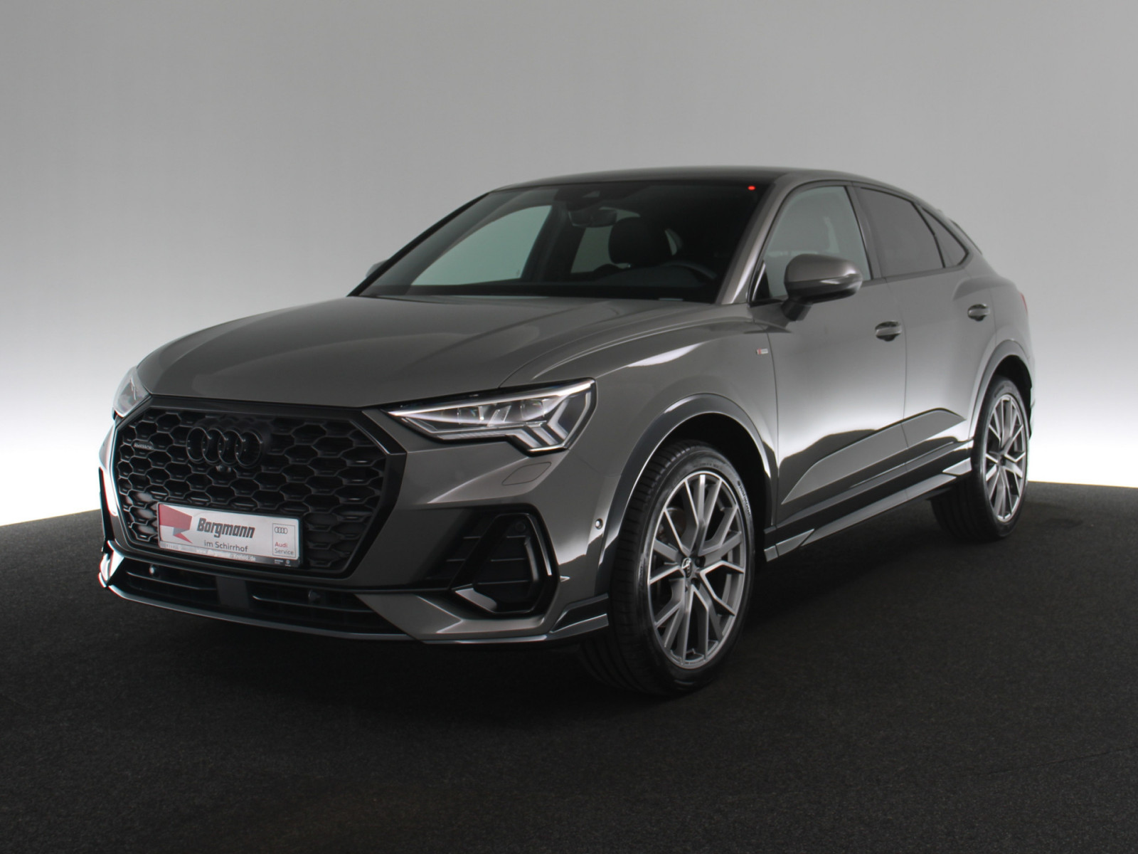 AUDI Q3 Sportback 45 TFSI quattro S line AUDI Q3 Sportback 45 TFSI quattro S line