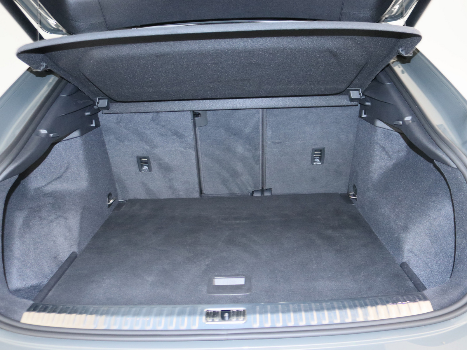 AUDI Q3 Sportback 45 TFSI quattro S line AUDI Q3 Sportback 45 TFSI quattro S line