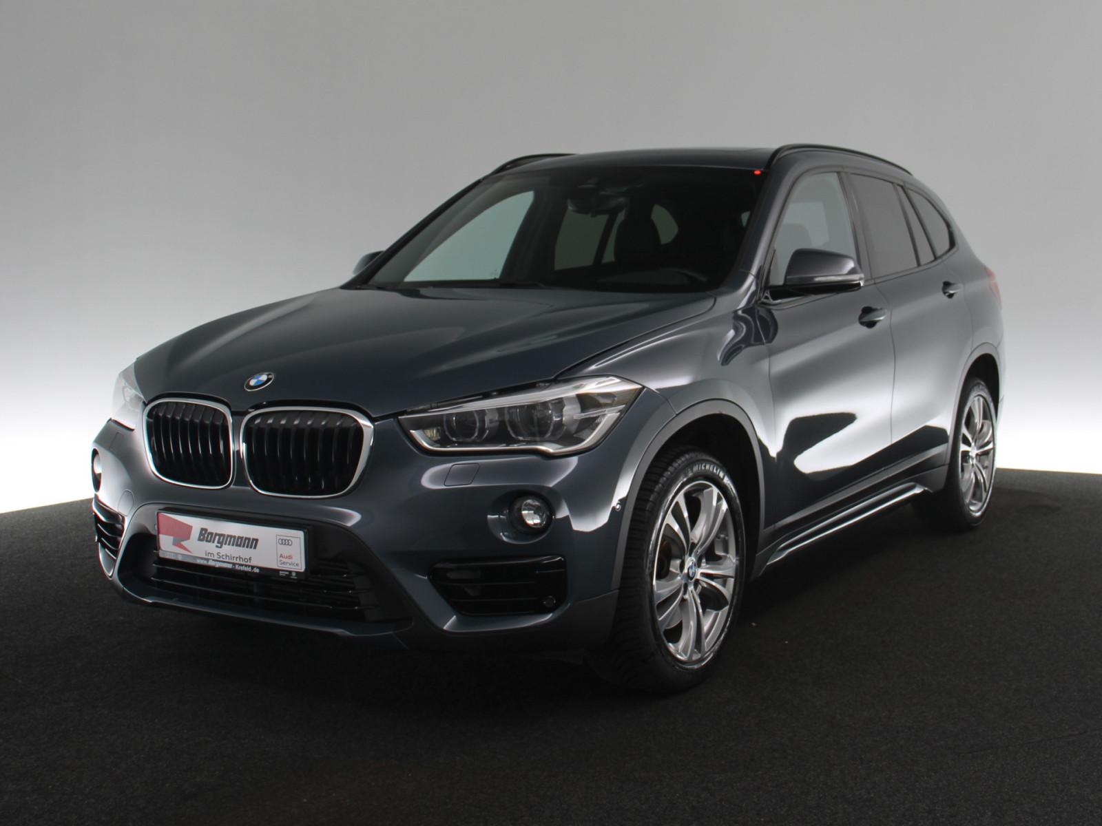 BMW X1 sDrive20i Sport Line BMW X1 sDrive20i Sport Line
