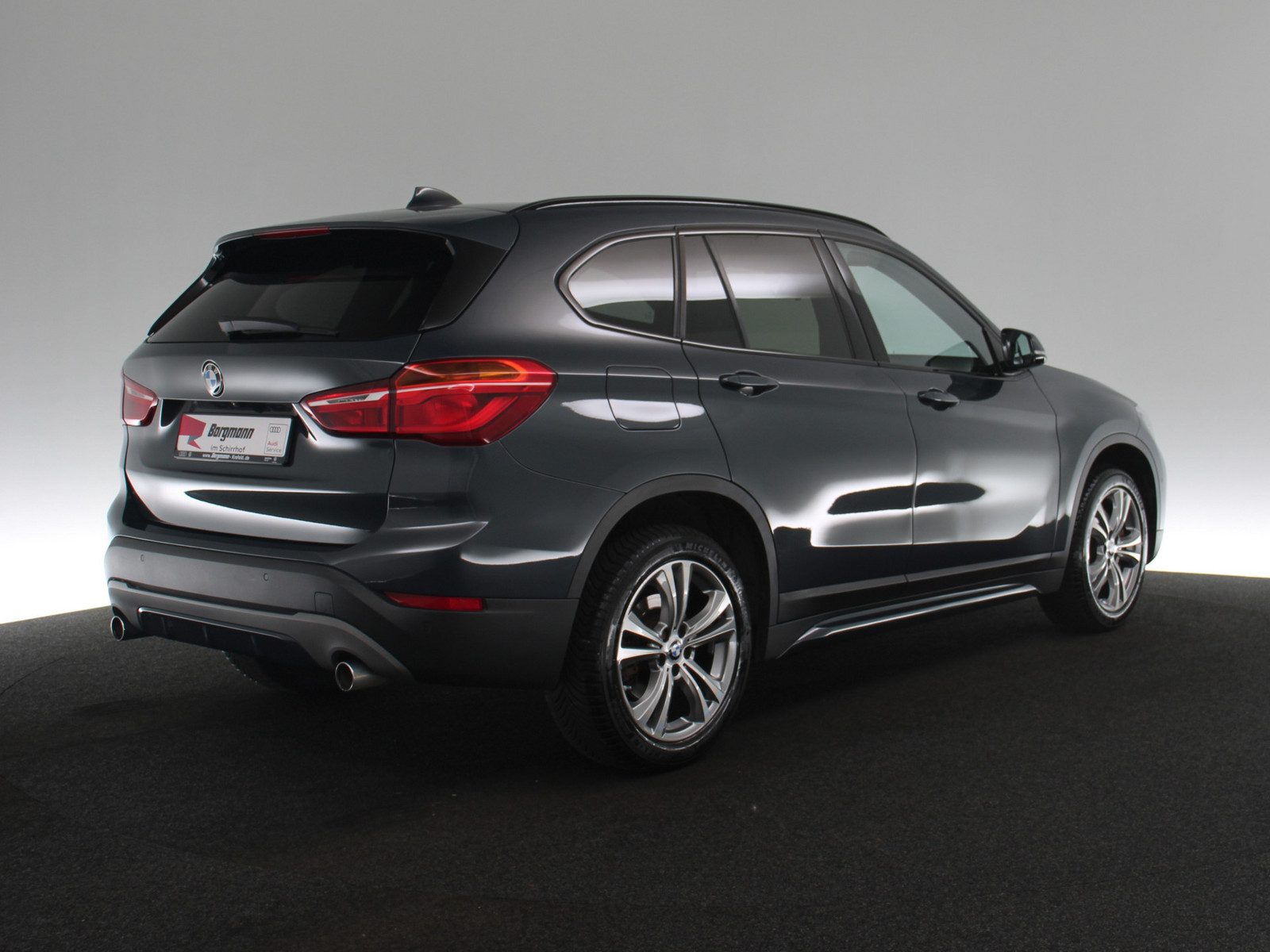 BMW X1 sDrive20i Sport Line BMW X1 sDrive20i Sport Line