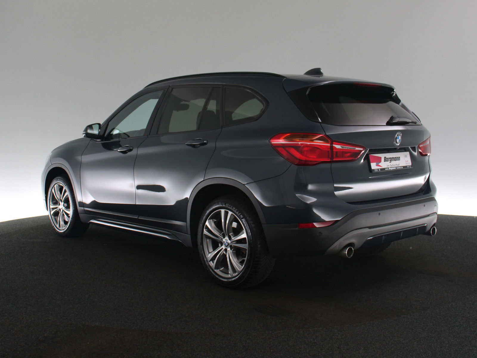 BMW X1 sDrive20i Sport Line BMW X1 sDrive20i Sport Line