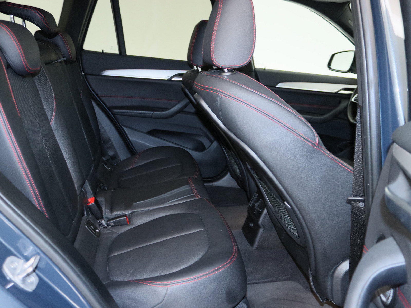 BMW X1 sDrive20i Sport Line BMW X1 sDrive20i Sport Line