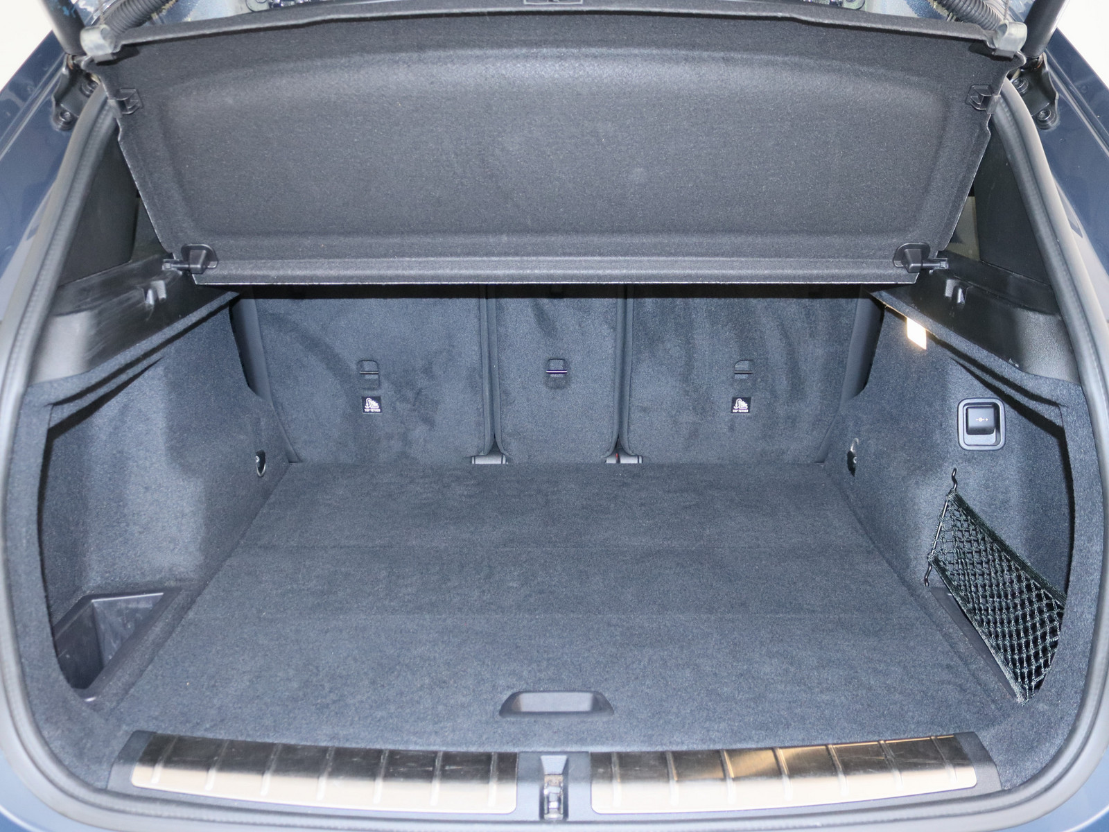BMW X1 sDrive20i Sport Line BMW X1 sDrive20i Sport Line