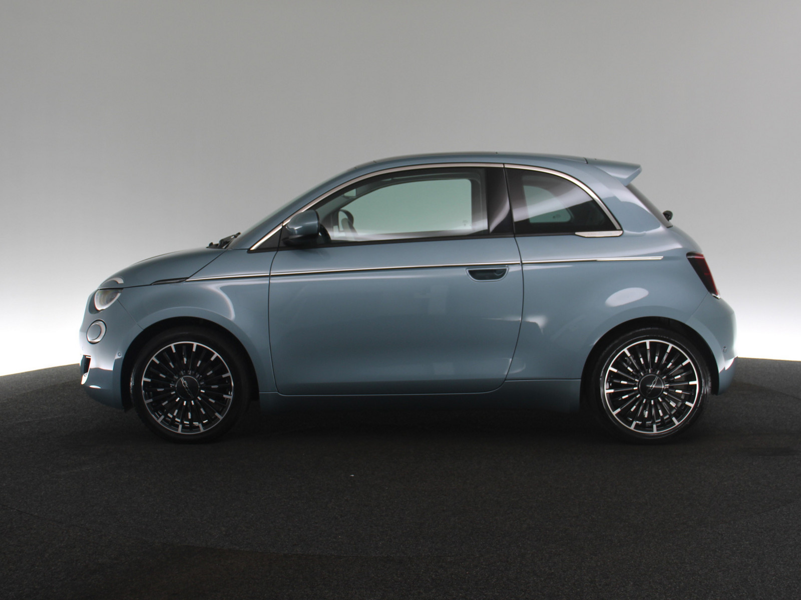 FIAT 500 e La Prima FIAT 500 e La Prima
