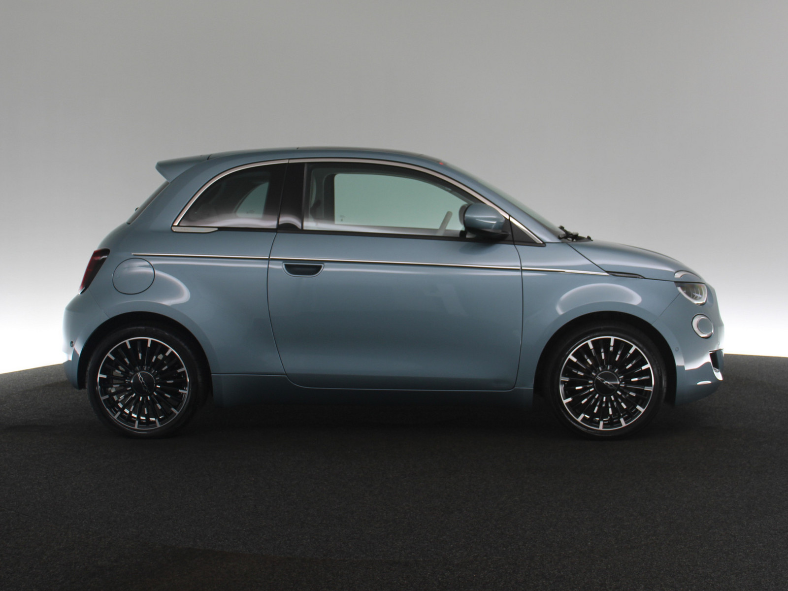 FIAT 500 e La Prima FIAT 500 e La Prima