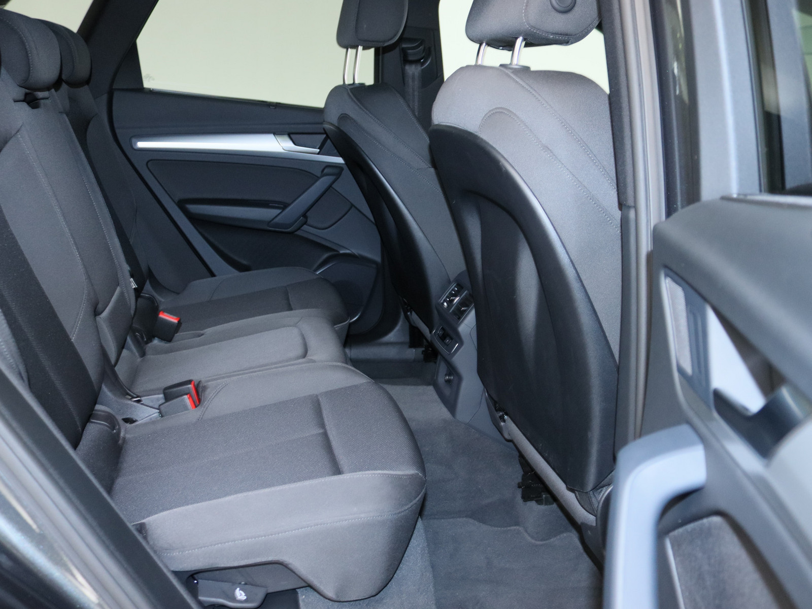 AUDI Q5 40 TDI quattro S line AUDI Q5 40 TDI quattro S line