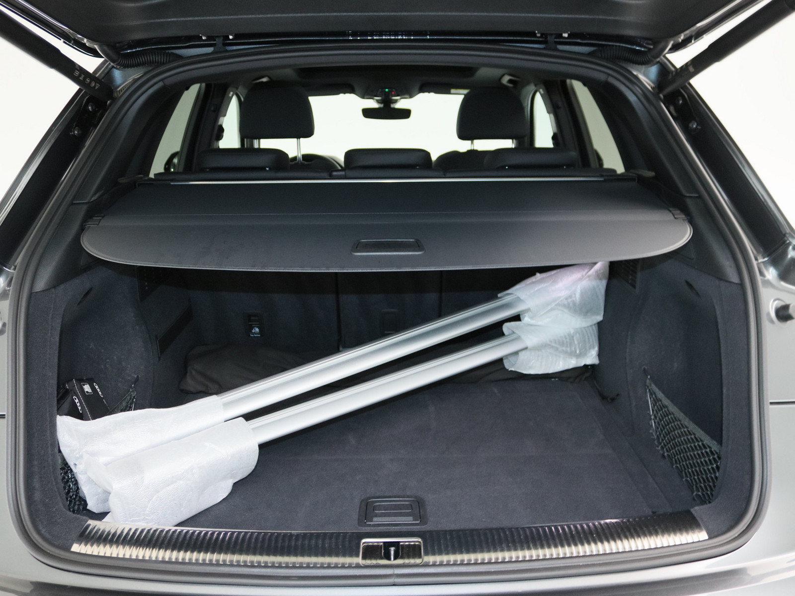 AUDI Q5 40 TDI quattro S line AUDI Q5 40 TDI quattro S line