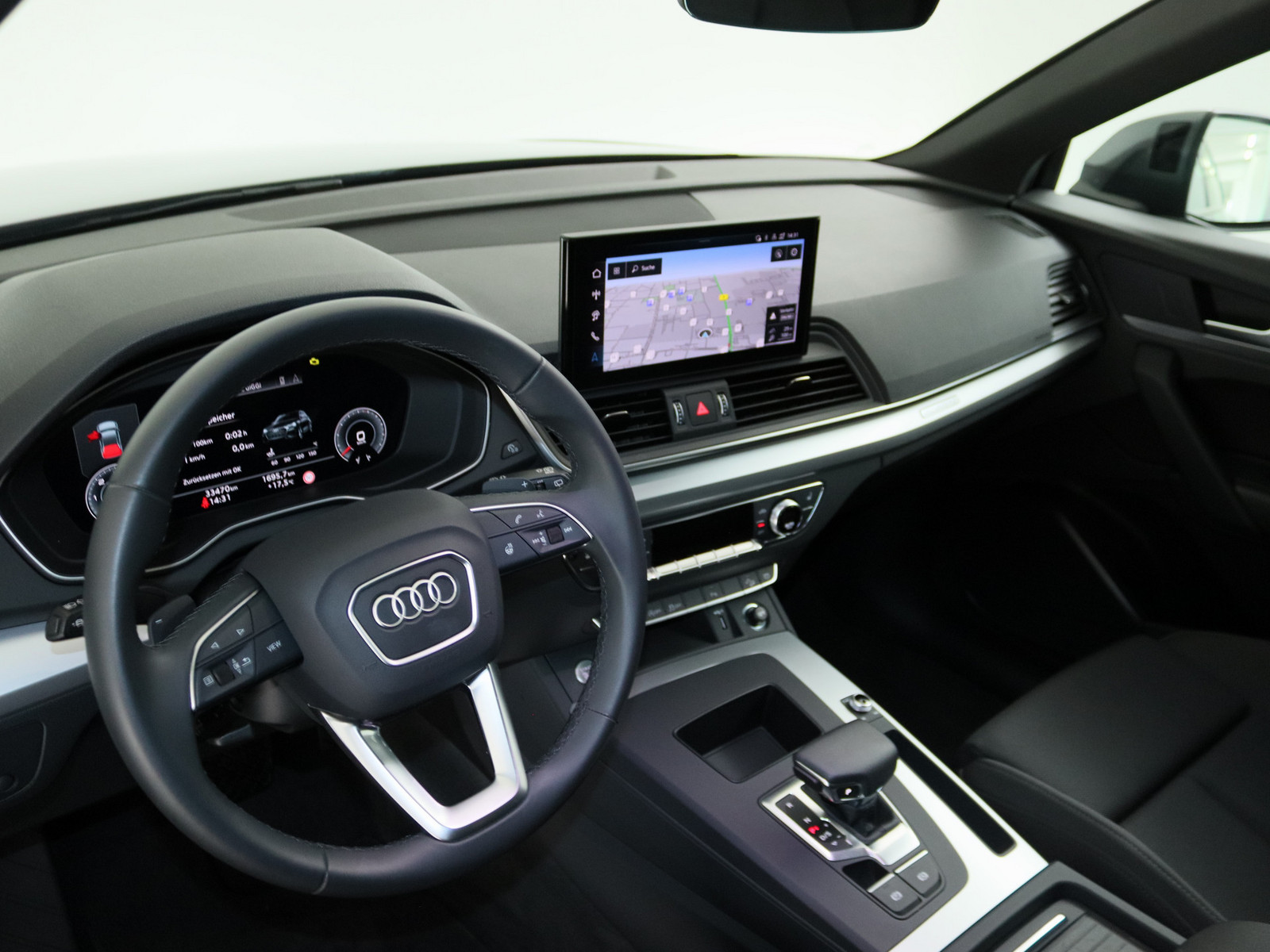 AUDI Q5 40 TDI quattro S line AUDI Q5 40 TDI quattro S line