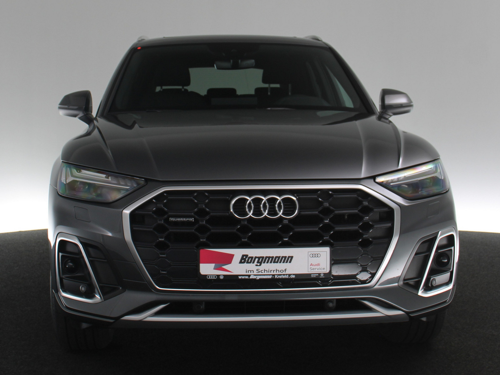 AUDI Q5 40 TDI quattro S line AUDI Q5 40 TDI quattro S line
