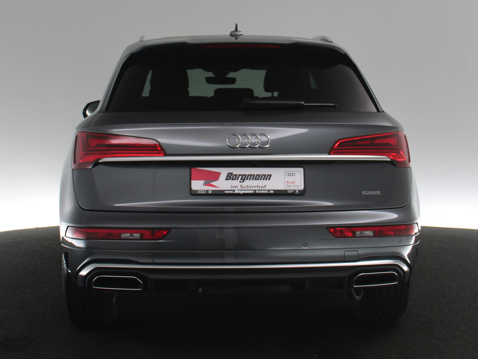 AUDI Q5 40 TDI quattro S line AUDI Q5 40 TDI quattro S line