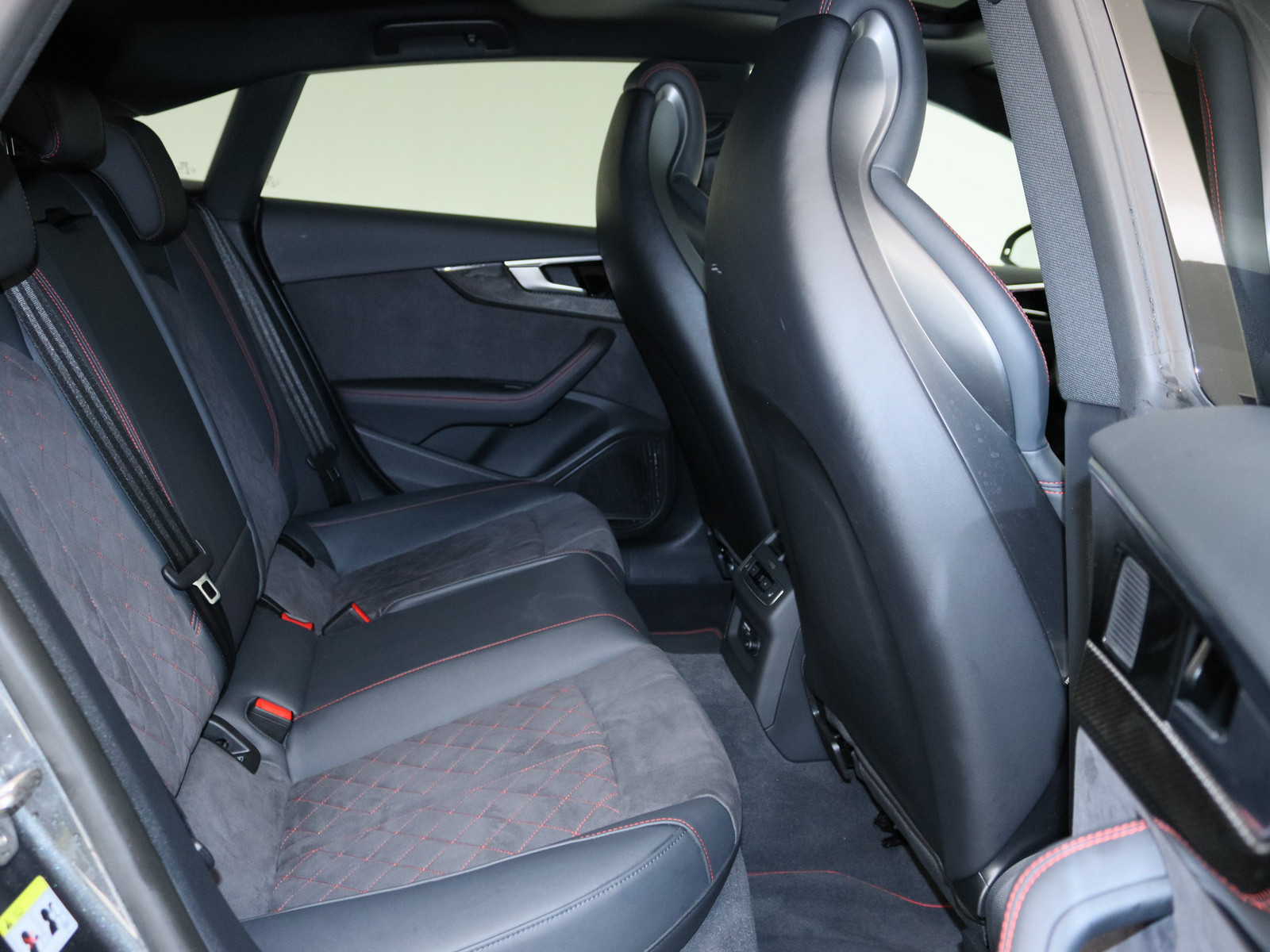 AUDI S5 Sportback TDI AUDI S5 Sportback TDI