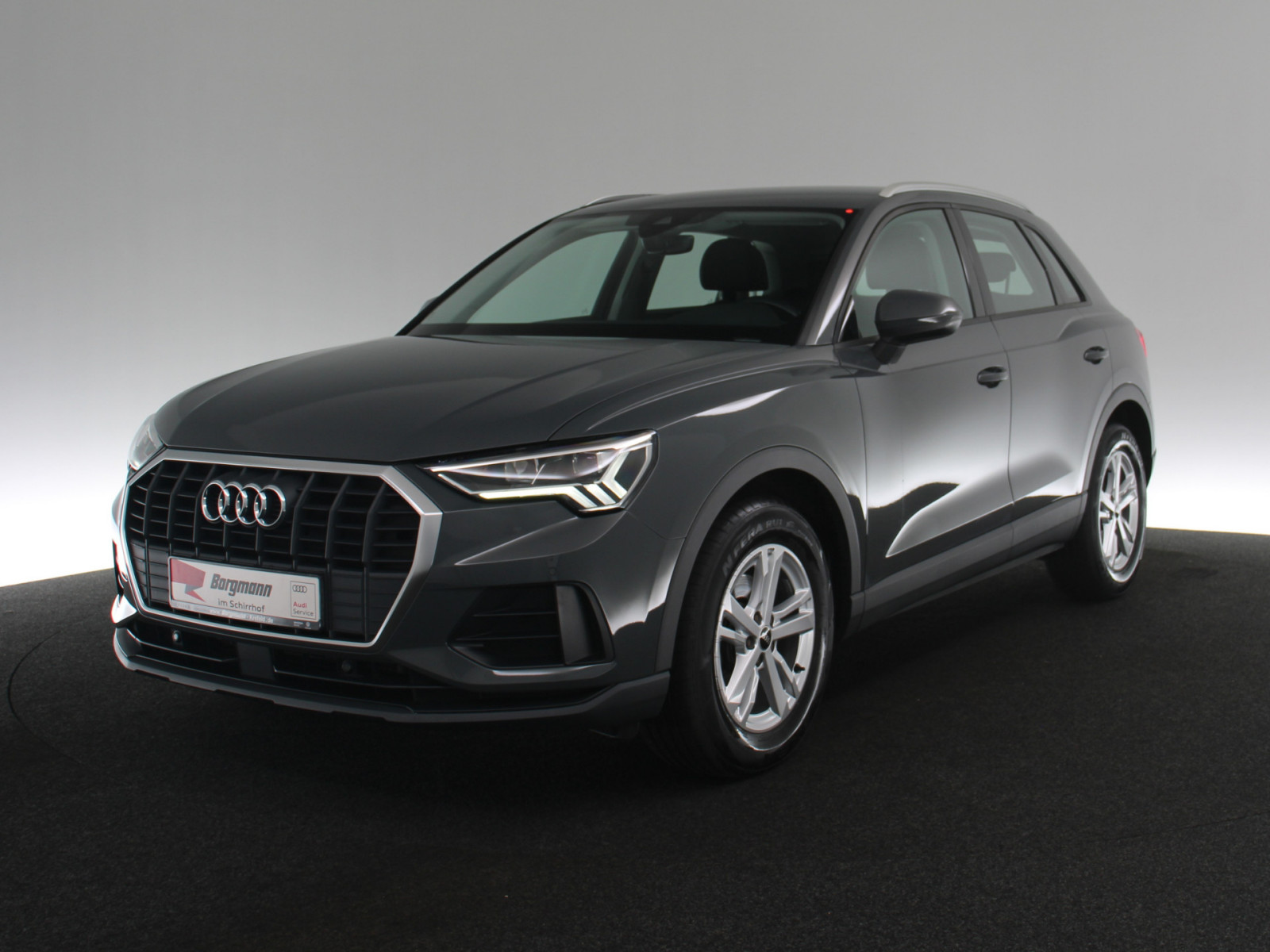 AUDI Q3 35 TFSI AUDI Q3 35 TFSI