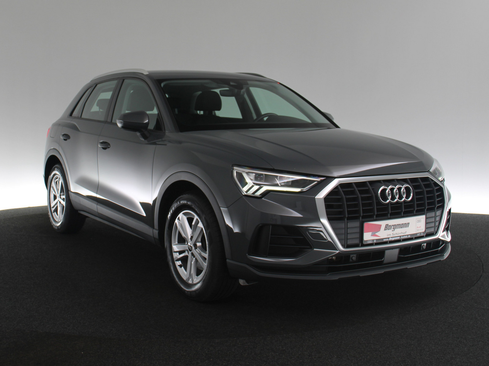 AUDI Q3 35 TFSI AUDI Q3 35 TFSI