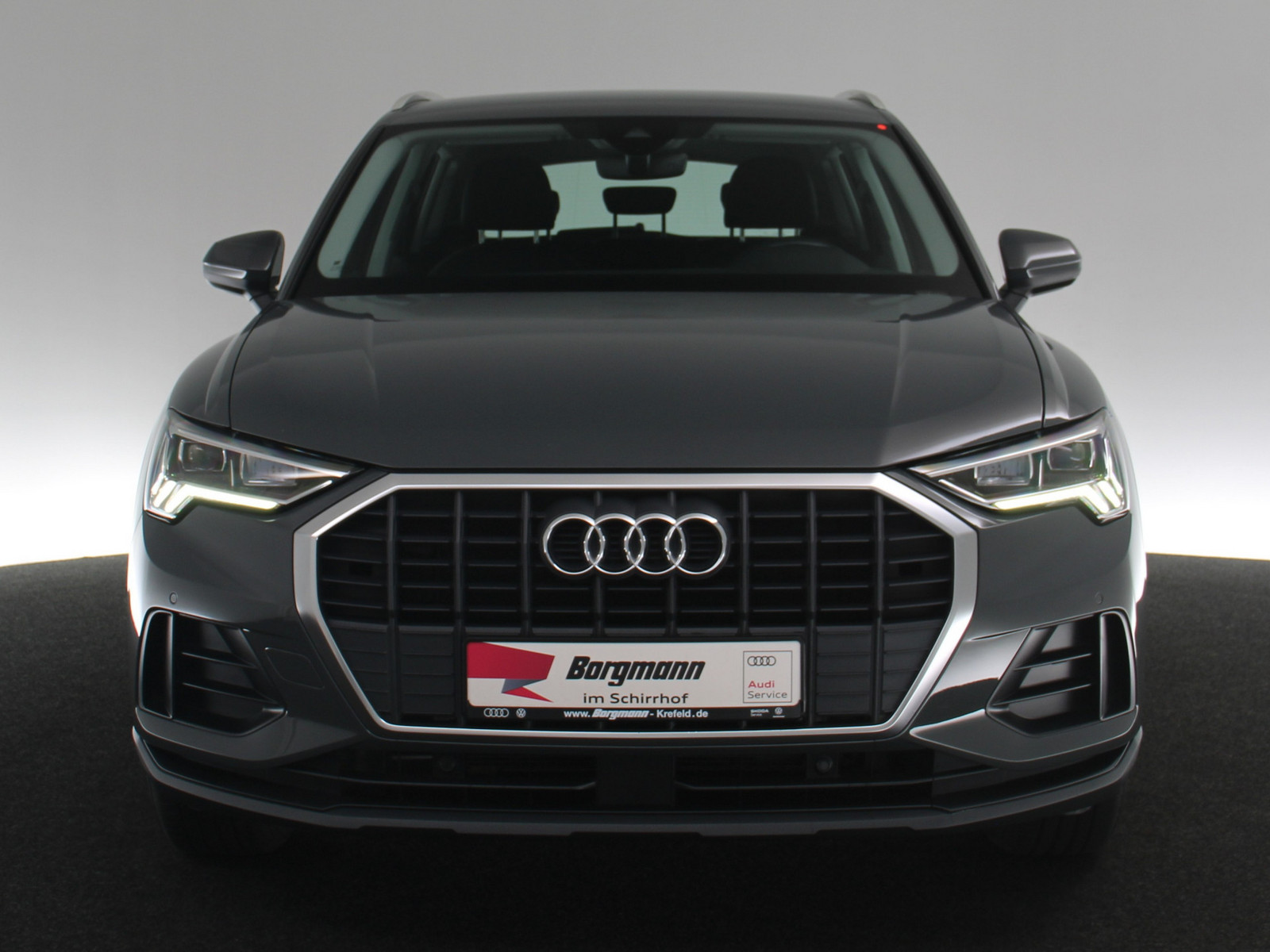AUDI Q3 35 TFSI AUDI Q3 35 TFSI