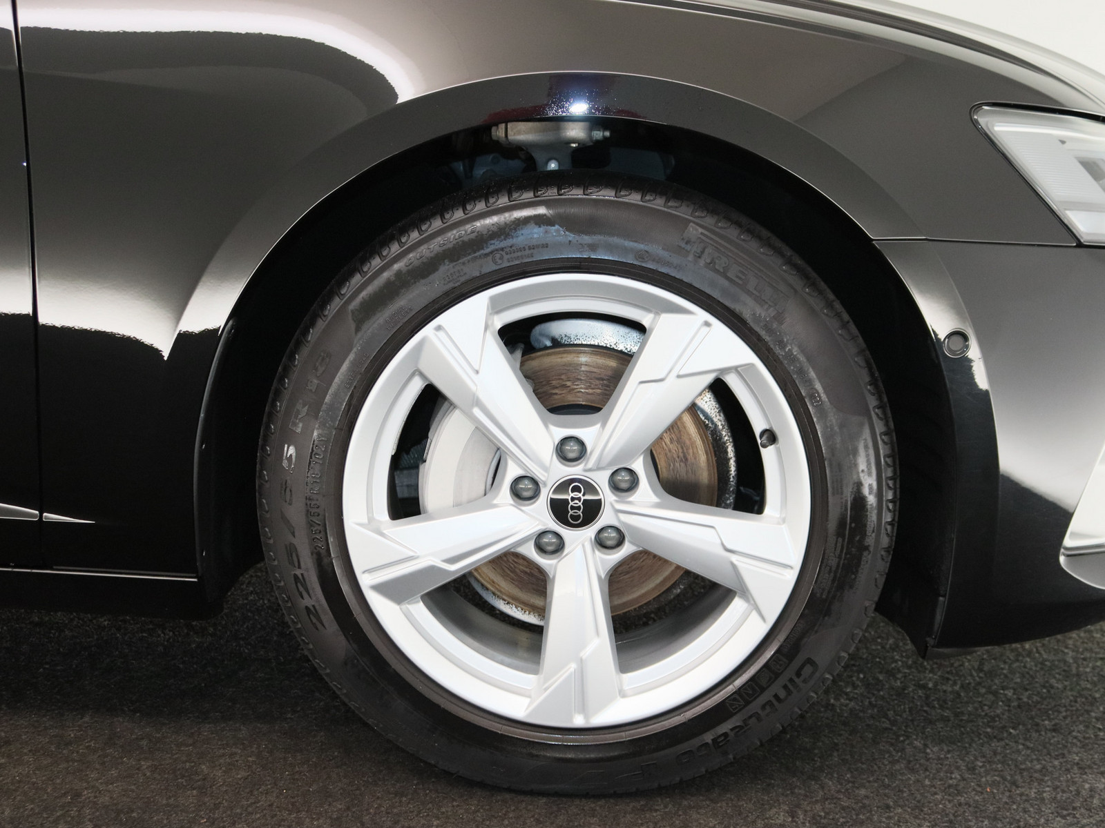 AUDI A6 Avant 40 TDI quattro sport AUDI A6 Avant 40 TDI quattro sport