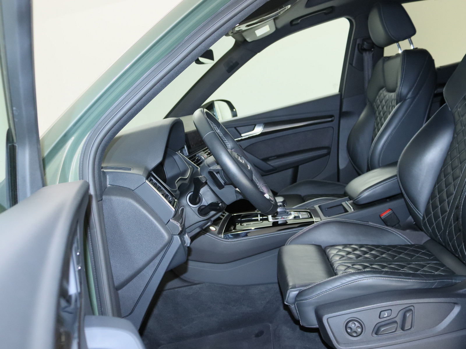 AUDI SQ5 Sportback 3.0 TDI quattro AUDI SQ5 Sportback 3.0 TDI quattro