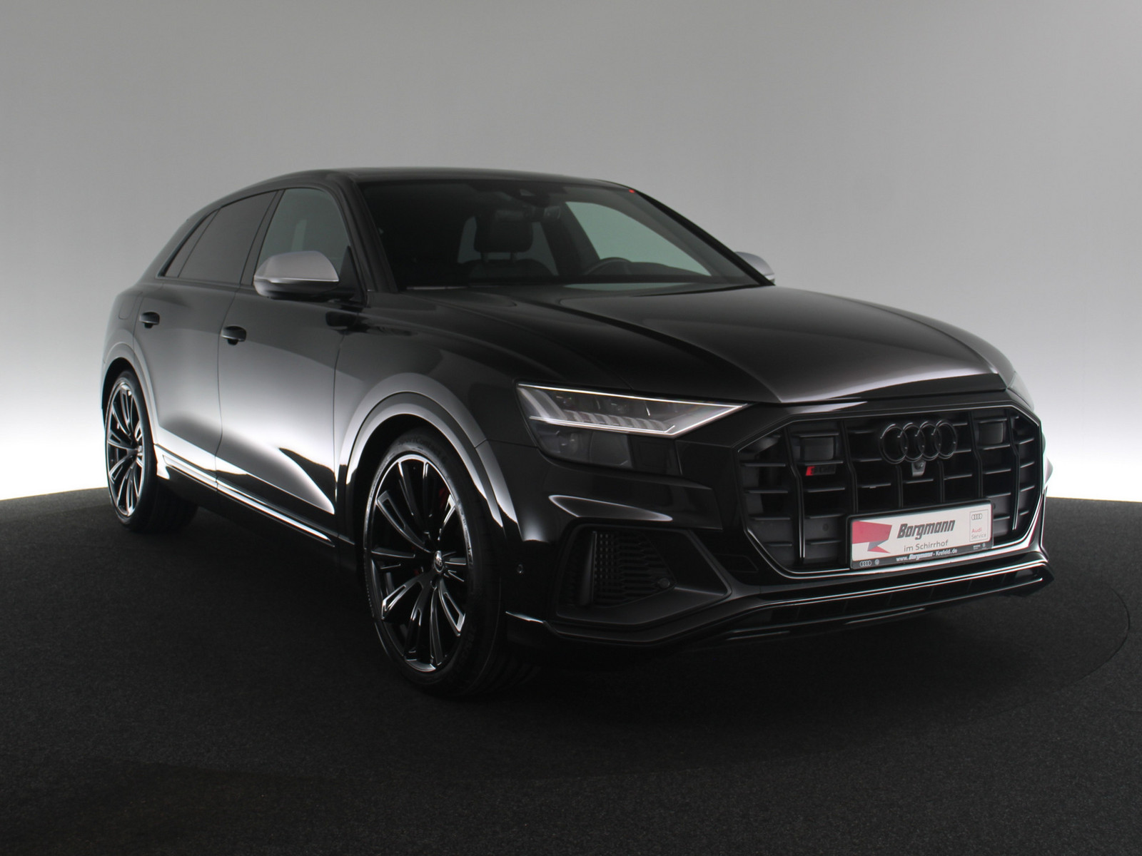 AUDI SQ8 4.0 TFSI quattro AUDI SQ8 4.0 TFSI quattro