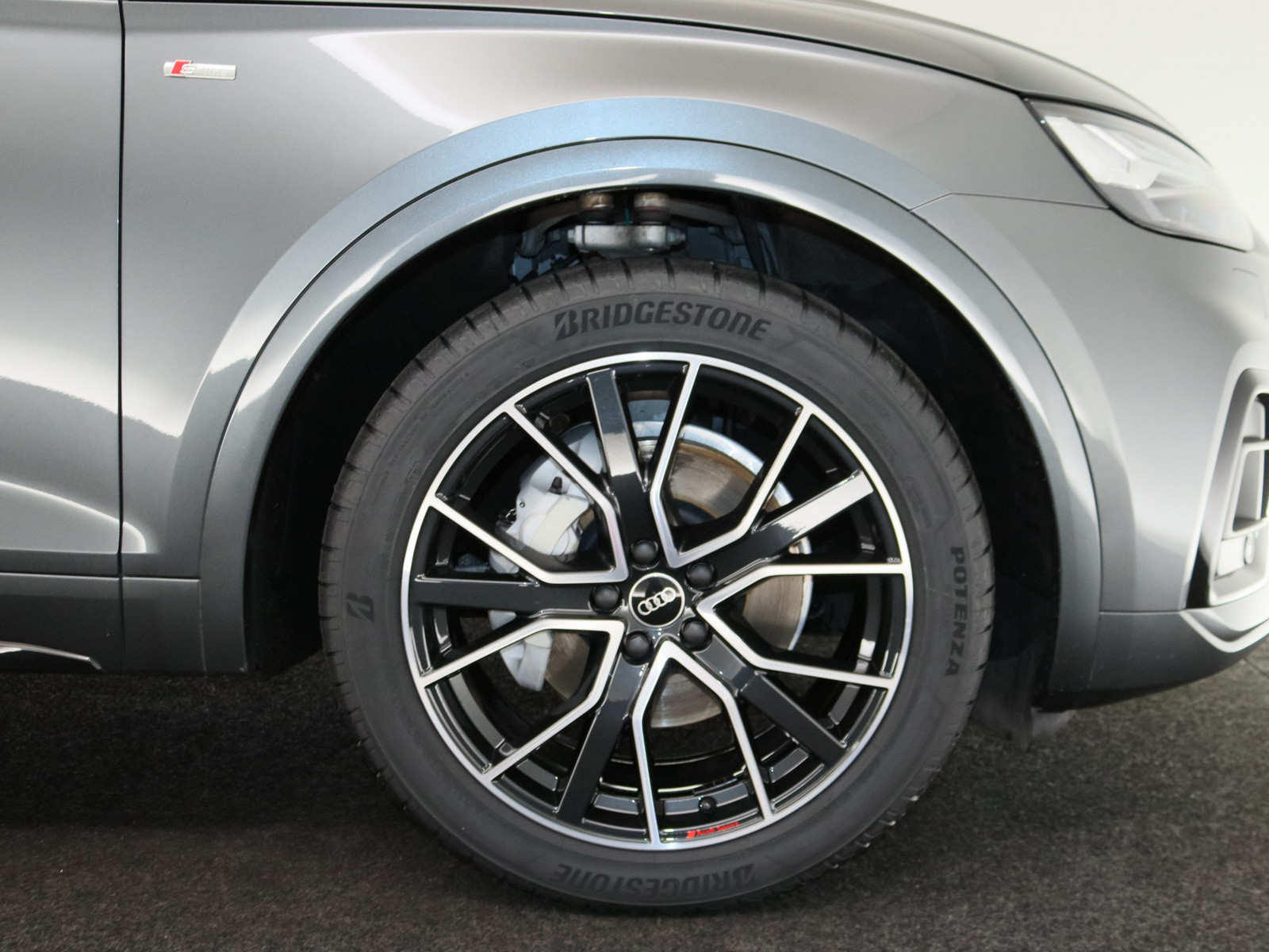 AUDI Q5 Sportback 40 TDI quattro S line AUDI Q5 Sportback 40 TDI quattro S line