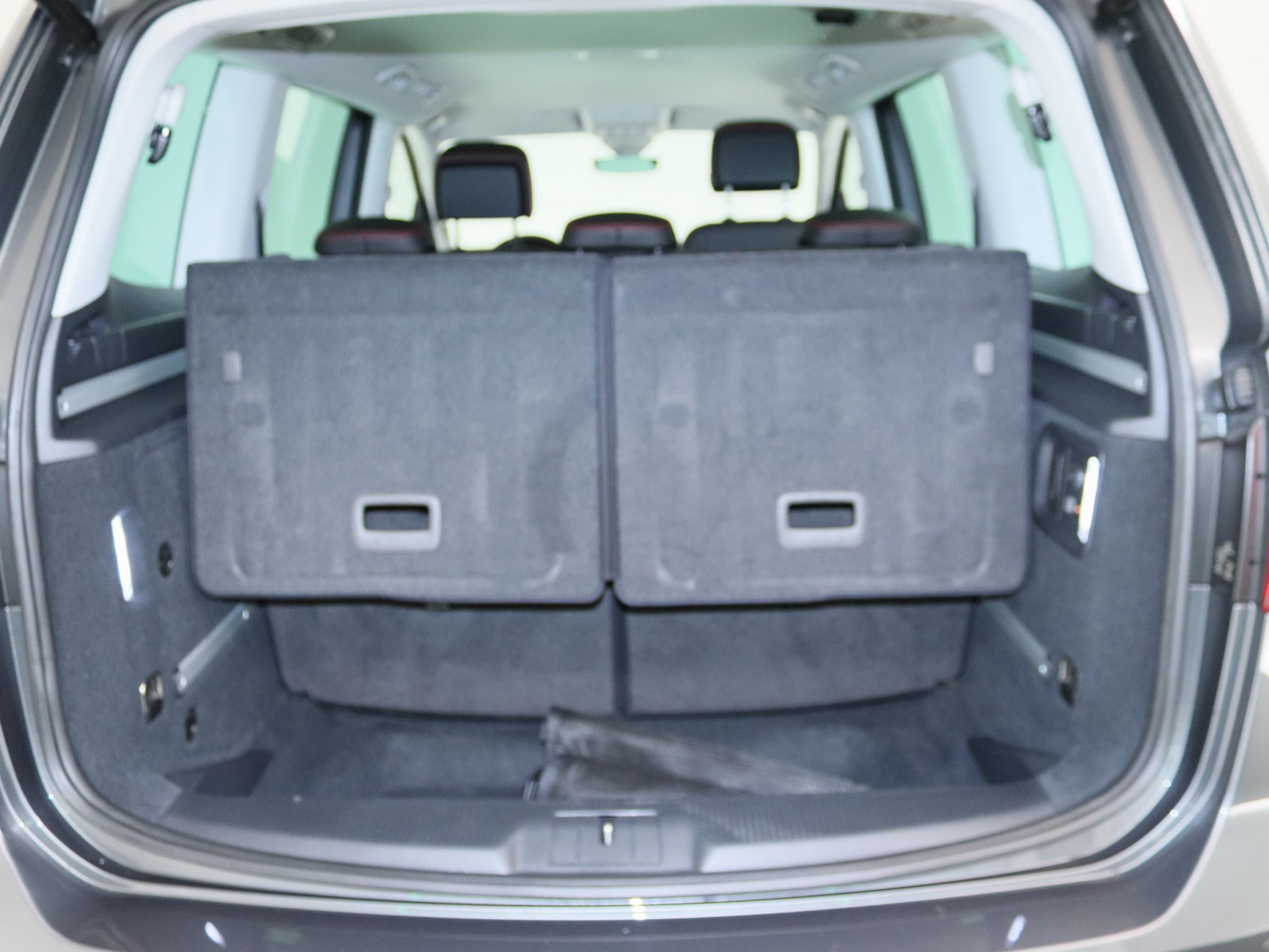 SEAT Alhambra 1.4 TSI FR-Line SEAT Alhambra 1.4 TSI FR-Line