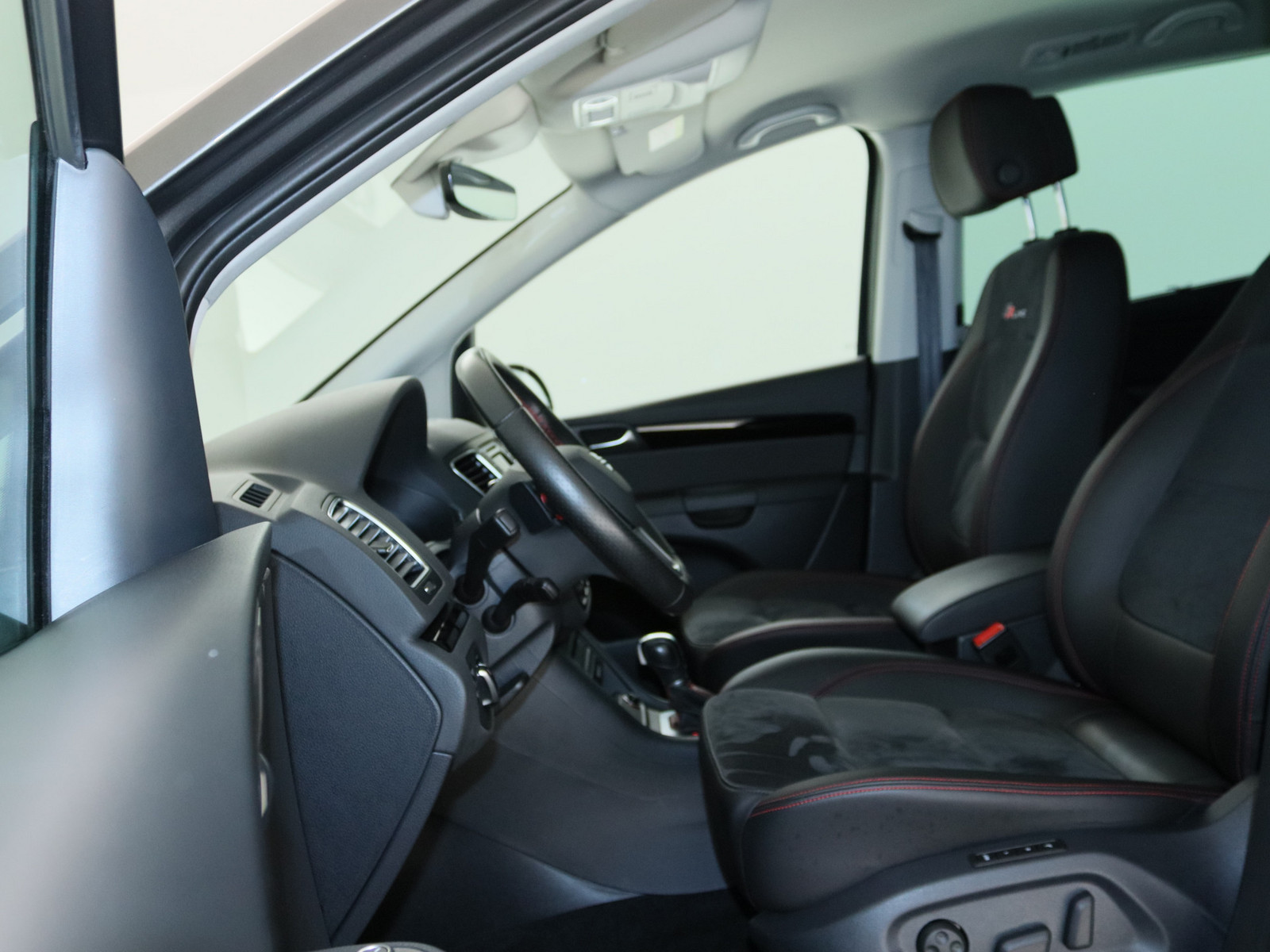 SEAT Alhambra 1.4 TSI FR-Line SEAT Alhambra 1.4 TSI FR-Line